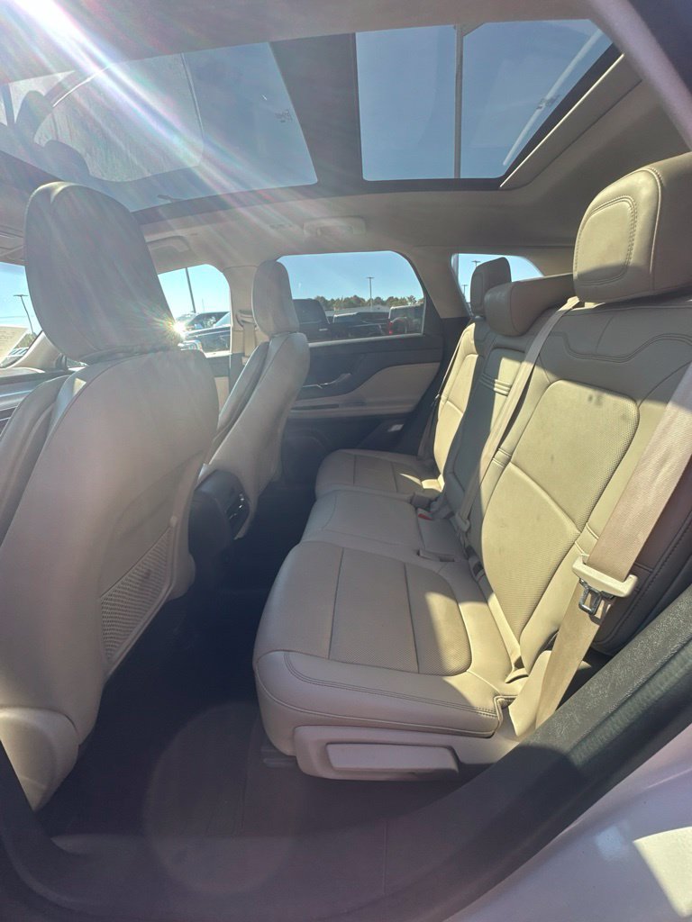 Used 2021 Lincoln Corsair FWD w/ Premium Package image 19