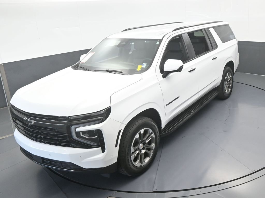 Used 2025 Chevrolet Suburban LT image 57