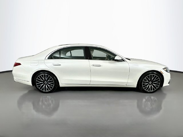 Used 2021 Mercedes-Benz S 580 4MATIC Sedan image 4