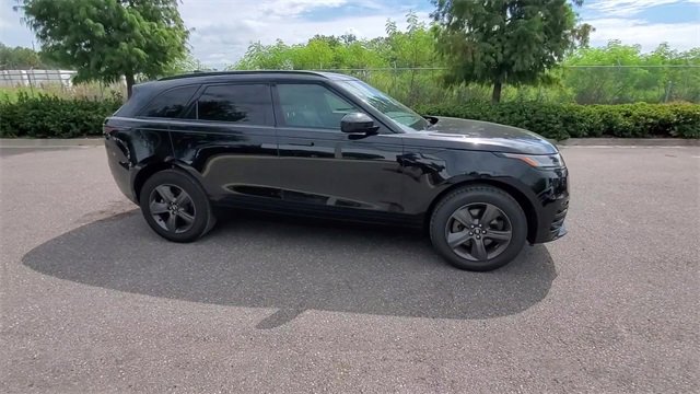 Used 2025 Land Rover Range Rover Velar Dynamic SE image 9