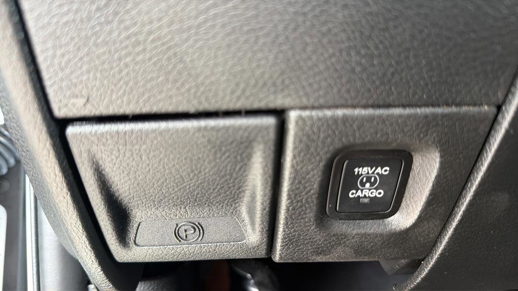 Used 2024 RAM 2500 Laramie AWD/4WD image 20