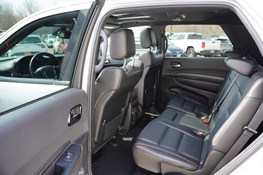 Certified 2025 Dodge Durango GT image 16