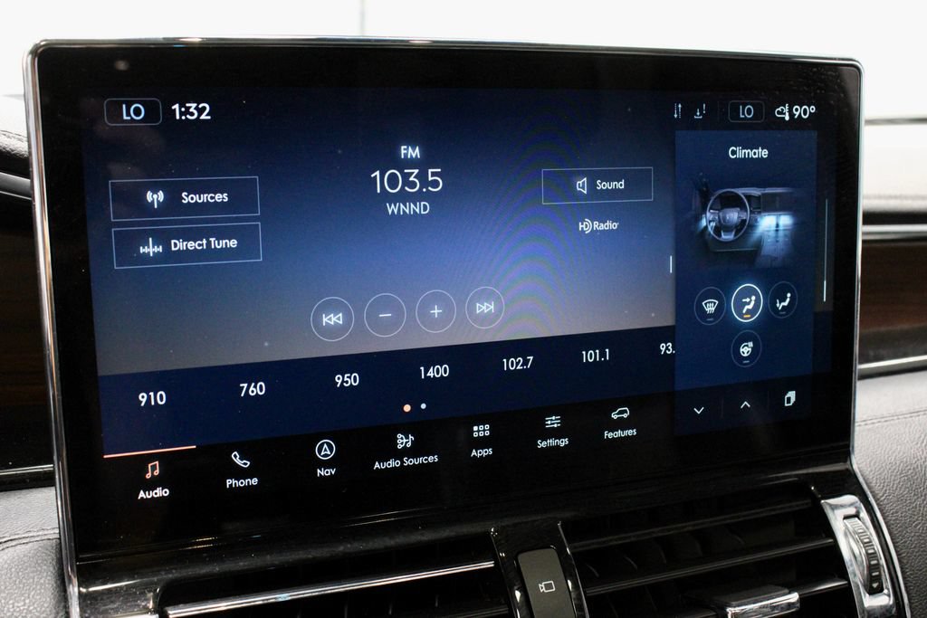 Used 2023 Lincoln Navigator L Reserve AWD/4WD image 3