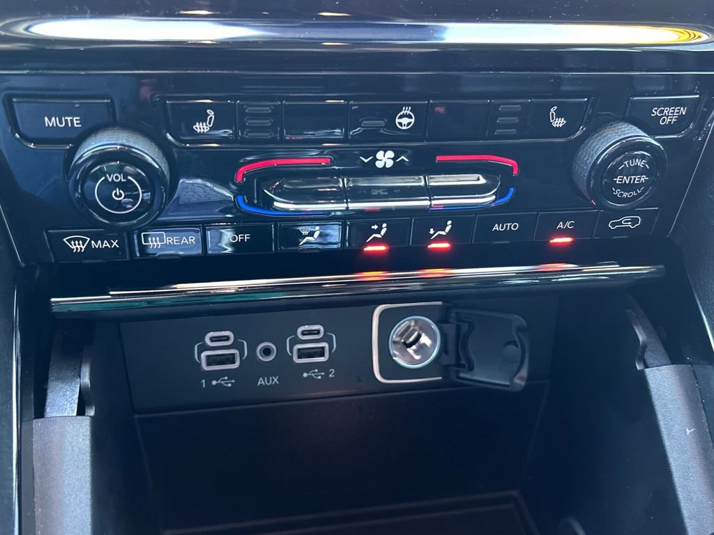 Used 2023 Jeep Grand Cherokee Limited w/ Trailer Tow Prep Group (B) image 14