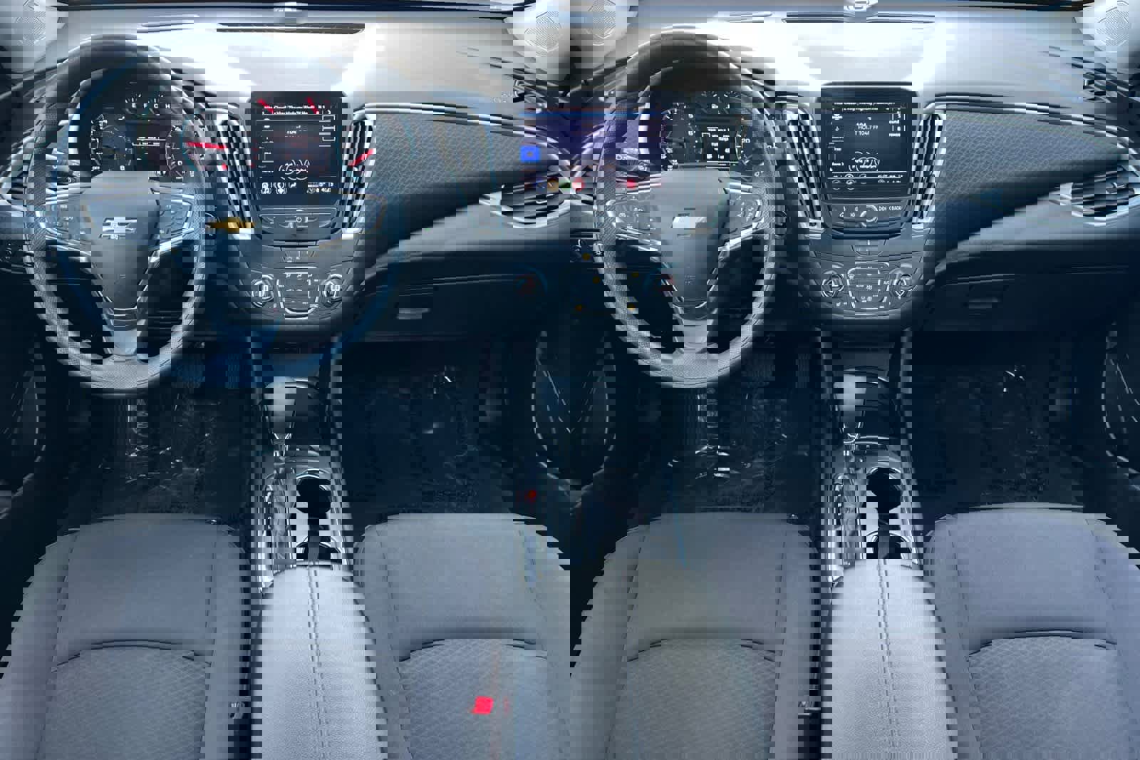 Used 2023 Chevrolet Malibu LT image 4