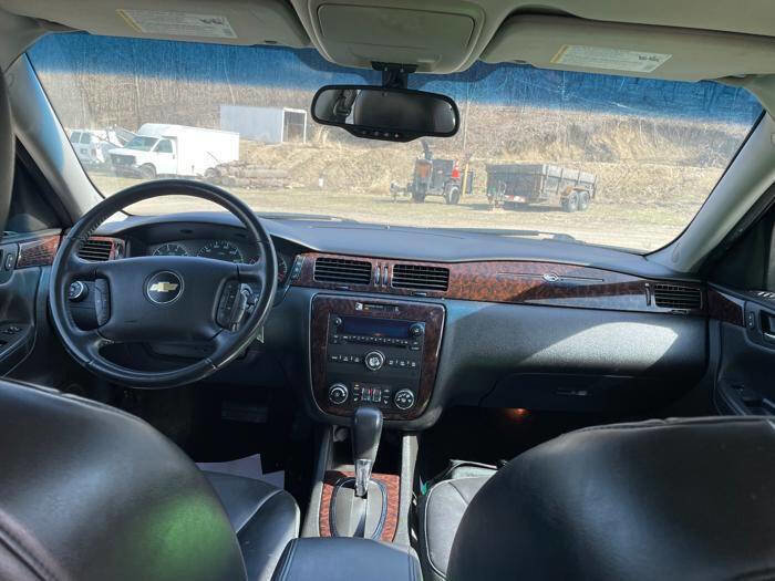 Used 2012 Chevrolet Impala LTZ image 29