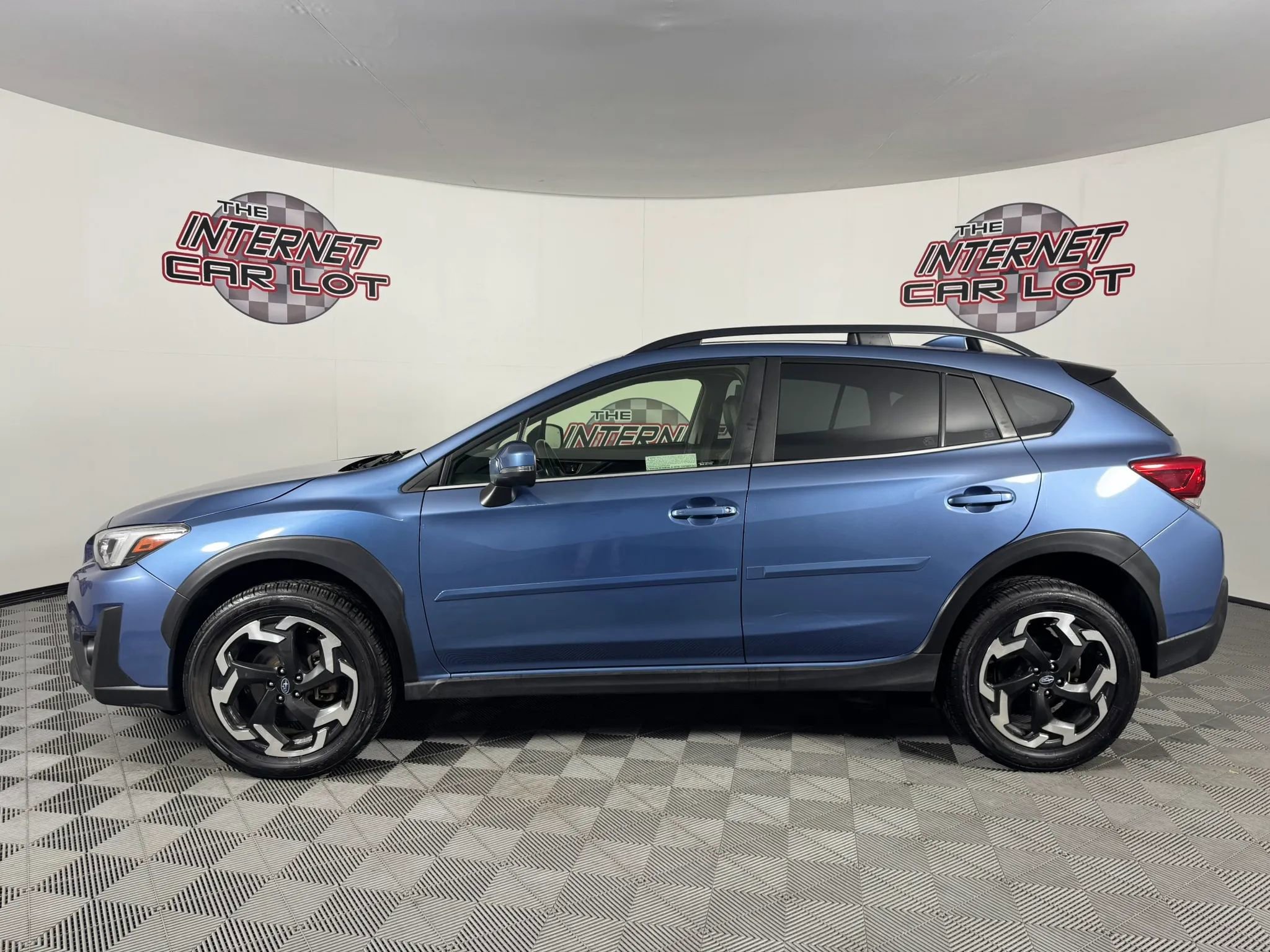 Used 2022 Subaru Crosstrek 2.5i Limited w/ Moonroof Package 2 AWD/4WD image 4