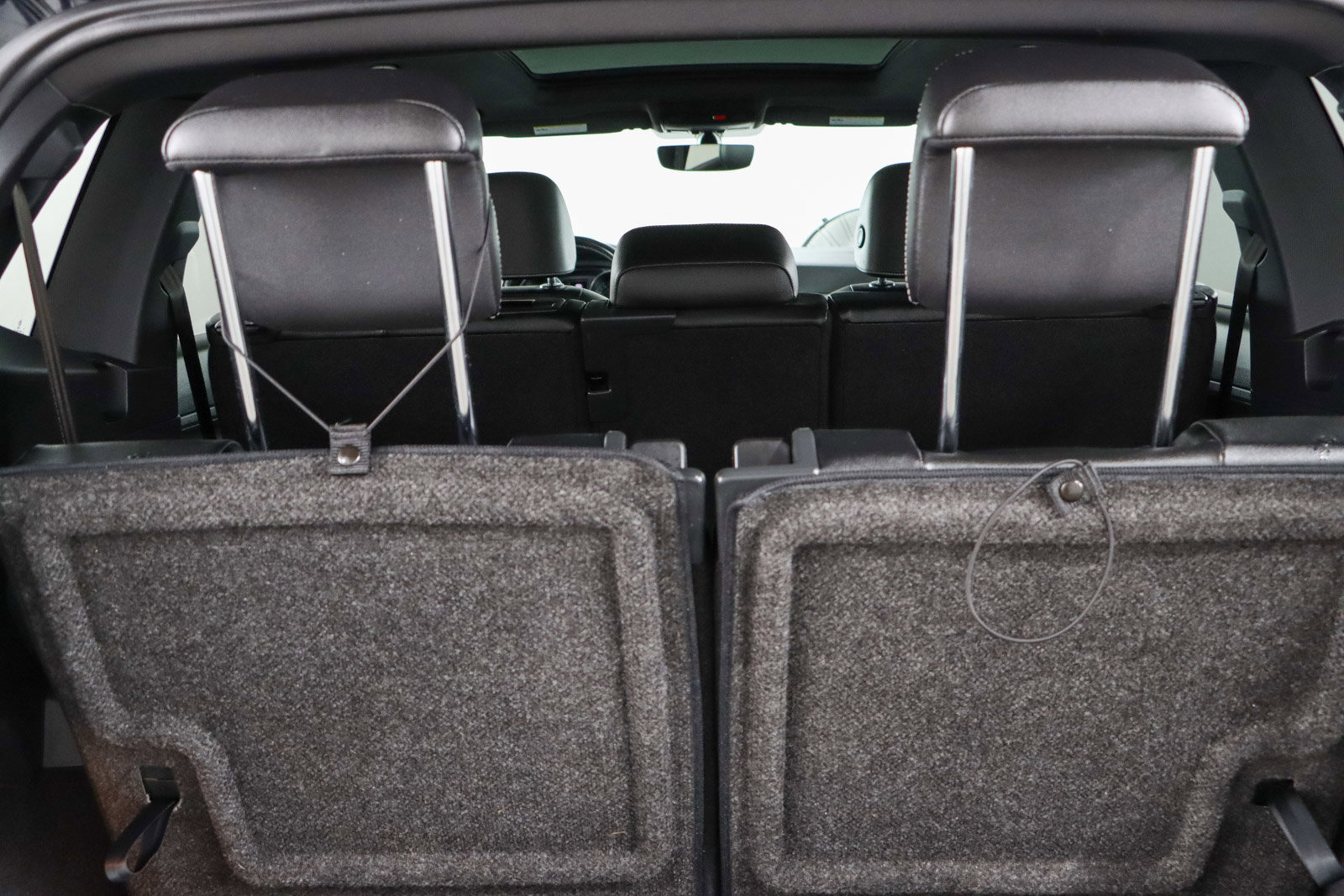 Used 2021 Volkswagen Tiguan SE R-Line image 30