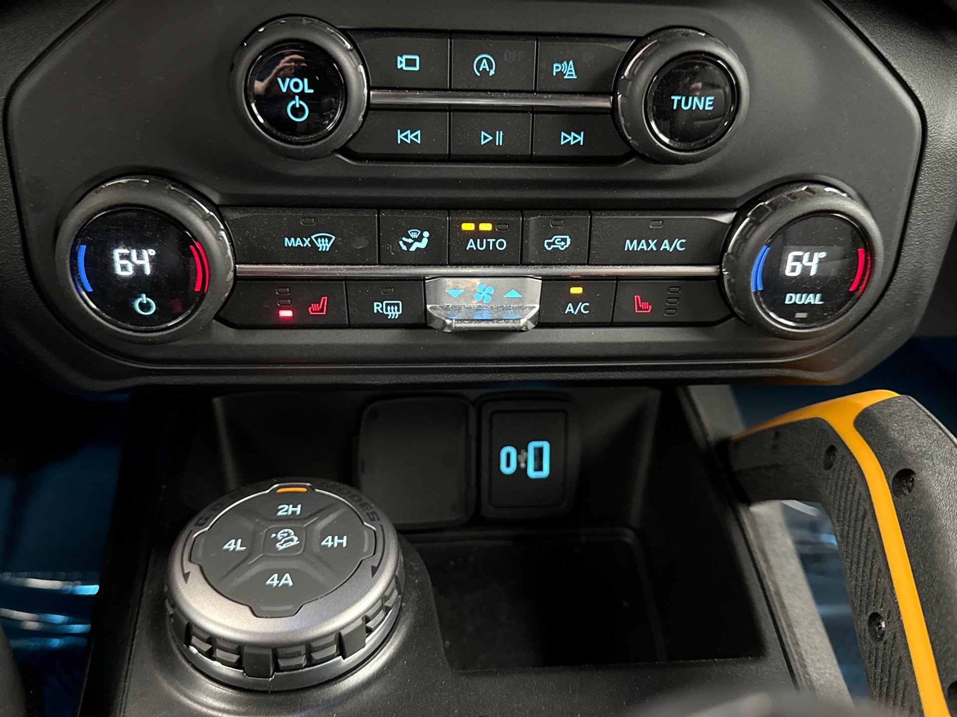 Used 2021 Ford Bronco Badlands AWD/4WD image 17