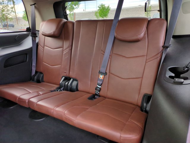 Used 2015 Cadillac Escalade Premium AWD/4WD image 21