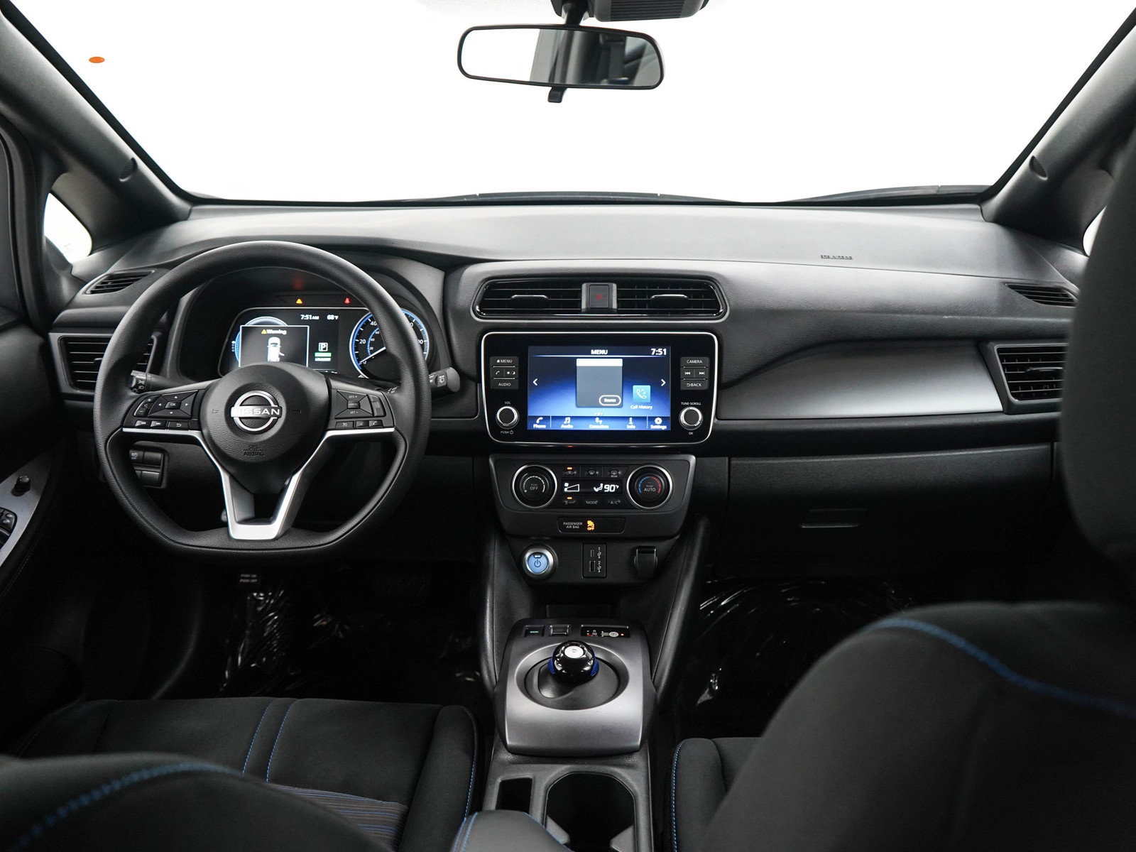 Used 2025 Nissan Leaf S FWD image 13