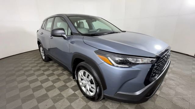 Used 2025 Toyota Corolla Cross L AWD/4WD image 14