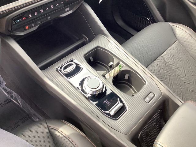 New 2026 Jeep Cherokee Overland w/ Trailer Tow Group image 18