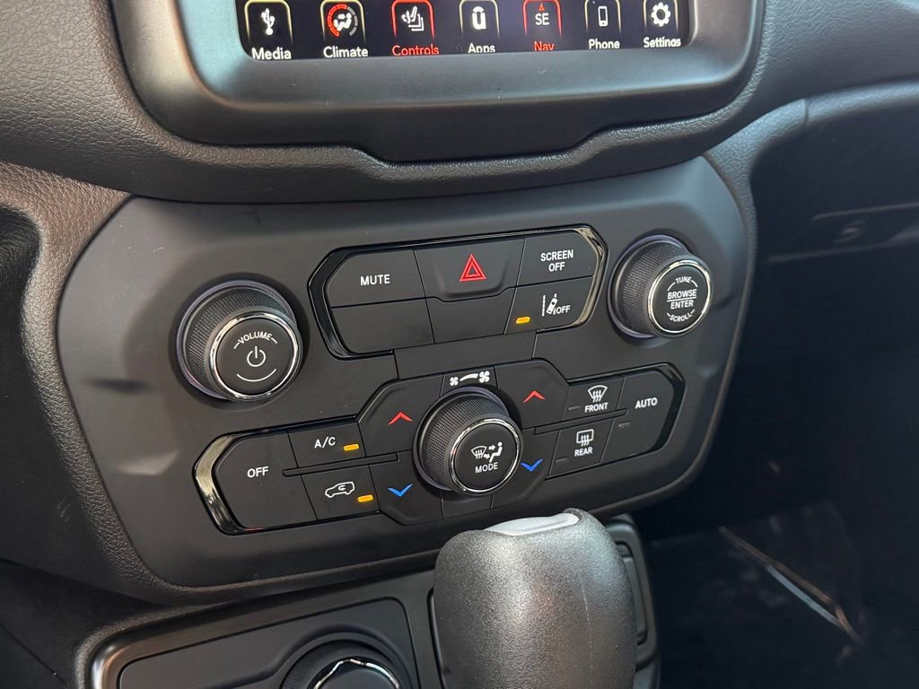 Used 2022 Jeep Renegade Altitude w/ Convenience Group image 22