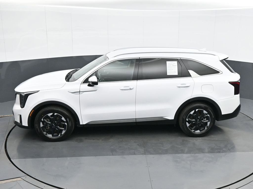 Used 2024 Kia Sorento S FWD image 18