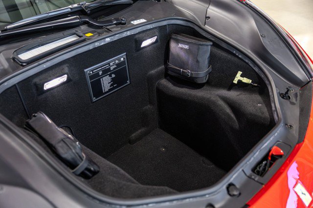 Used 2016 Ferrari 488 GTB RWD image 25