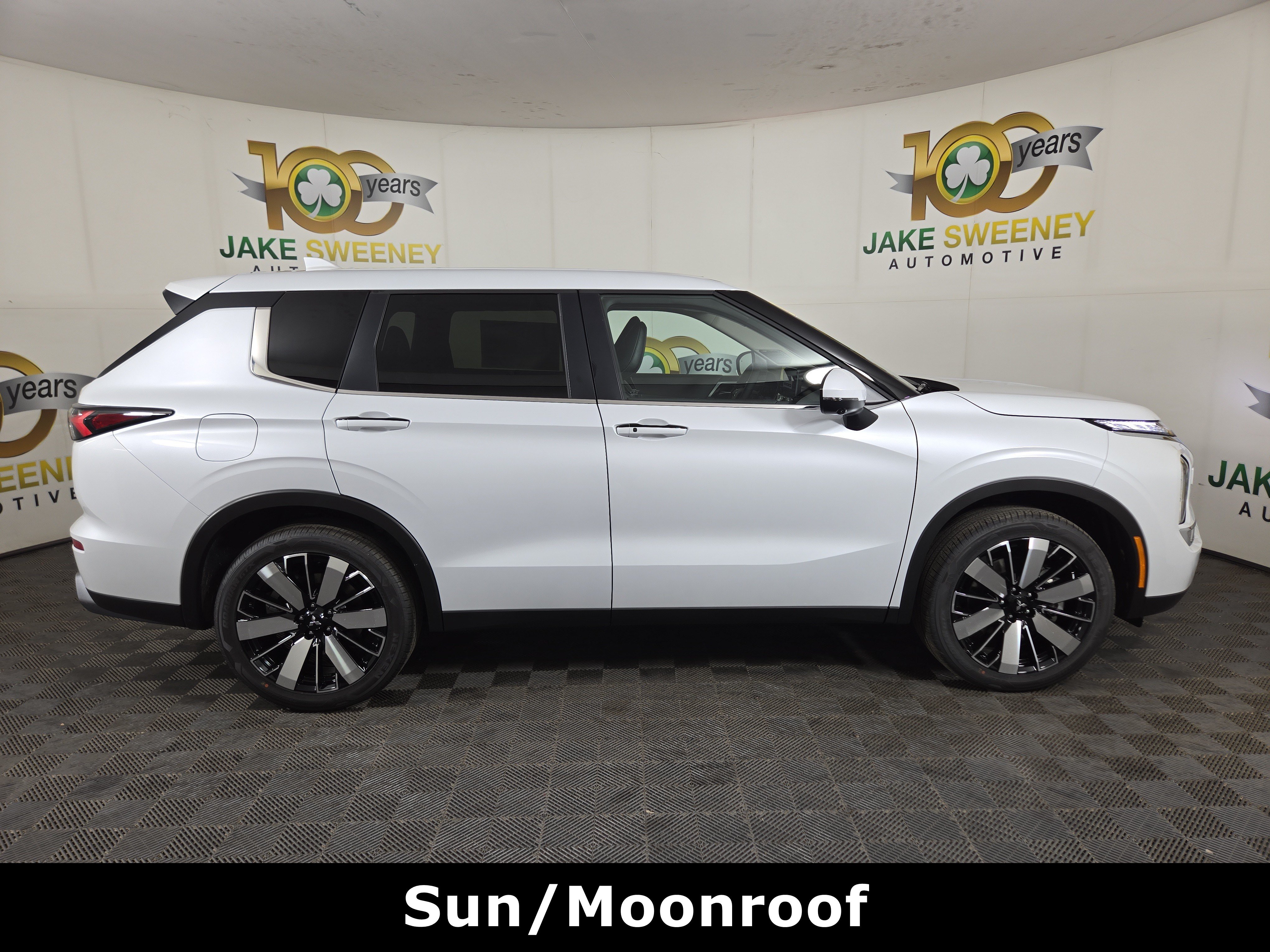 New 2026 Mitsubishi Outlander SE AWD/4WD image 8
