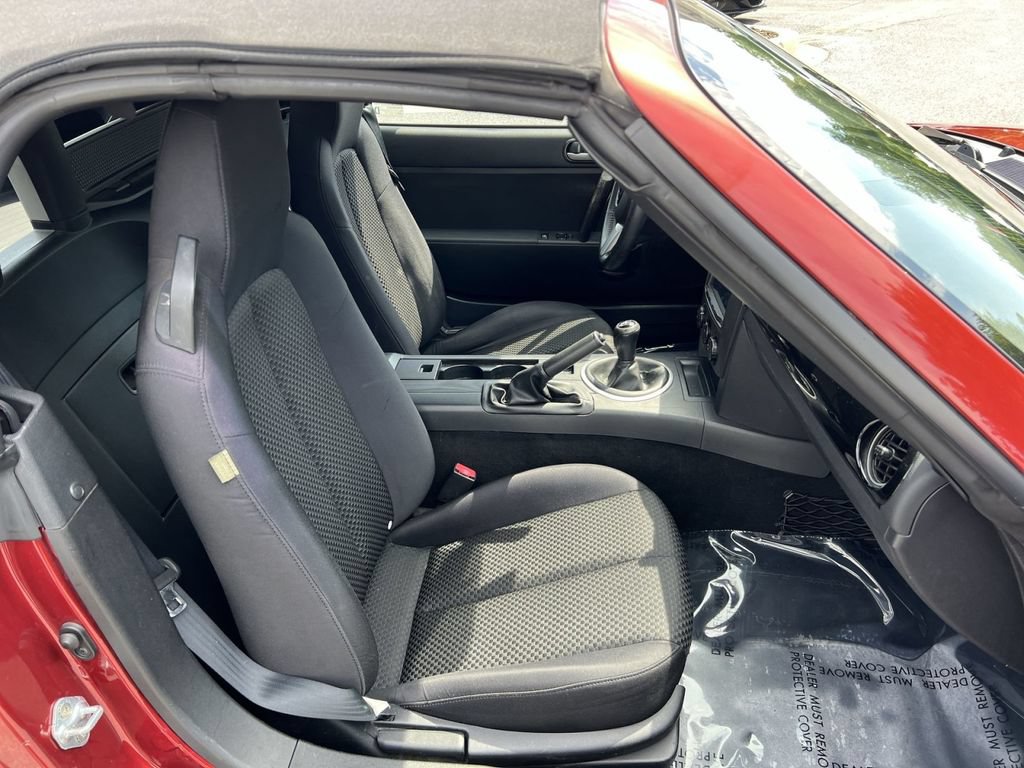 Used 2008 MAZDA MX-5 Miata Touring RWD image 22