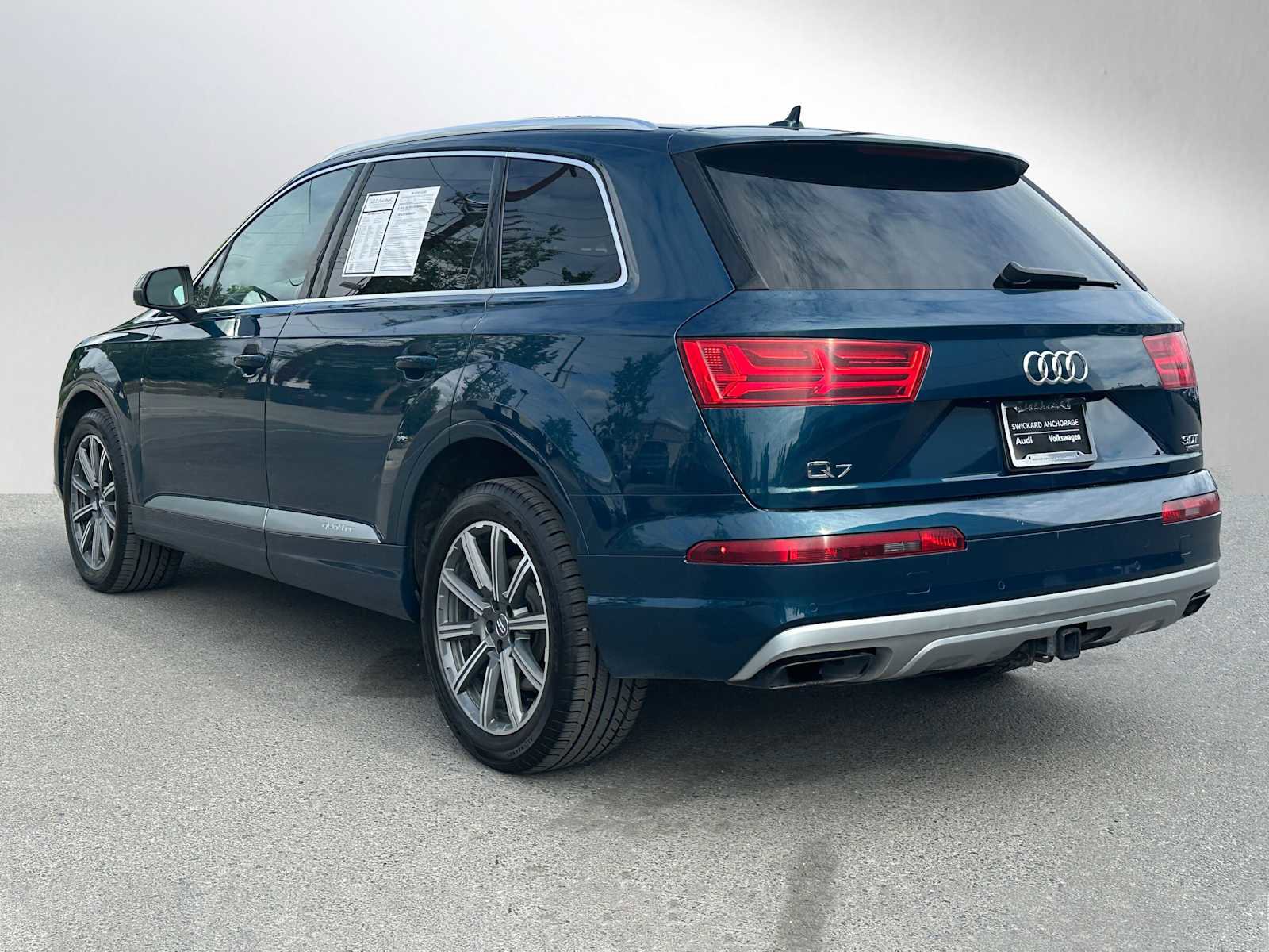 Used 2018 Audi Q7 3.0T Premium Plus image 5