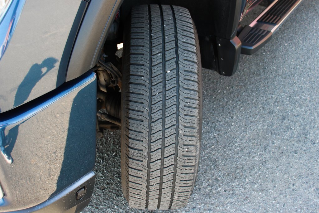 Used 2020 GMC Sierra 3500 Denali w/ Denali Ultimate Package image 49