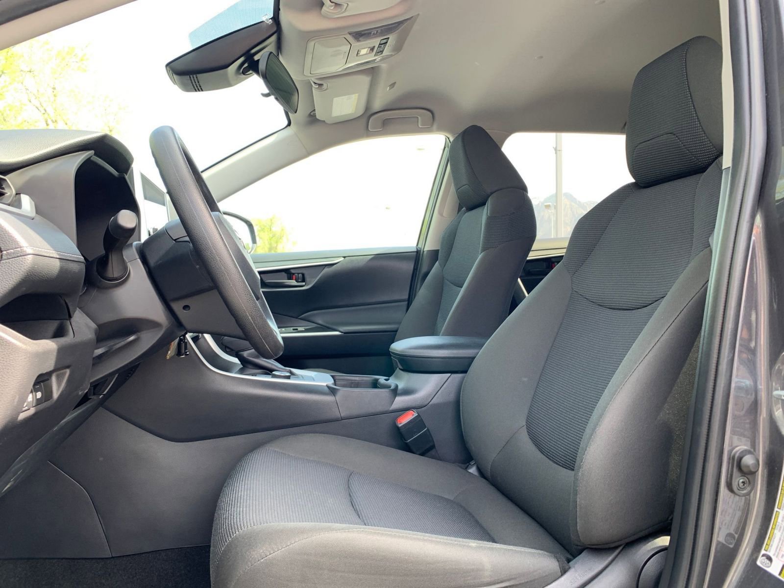 Used 2025 Toyota RAV4 LE image 25