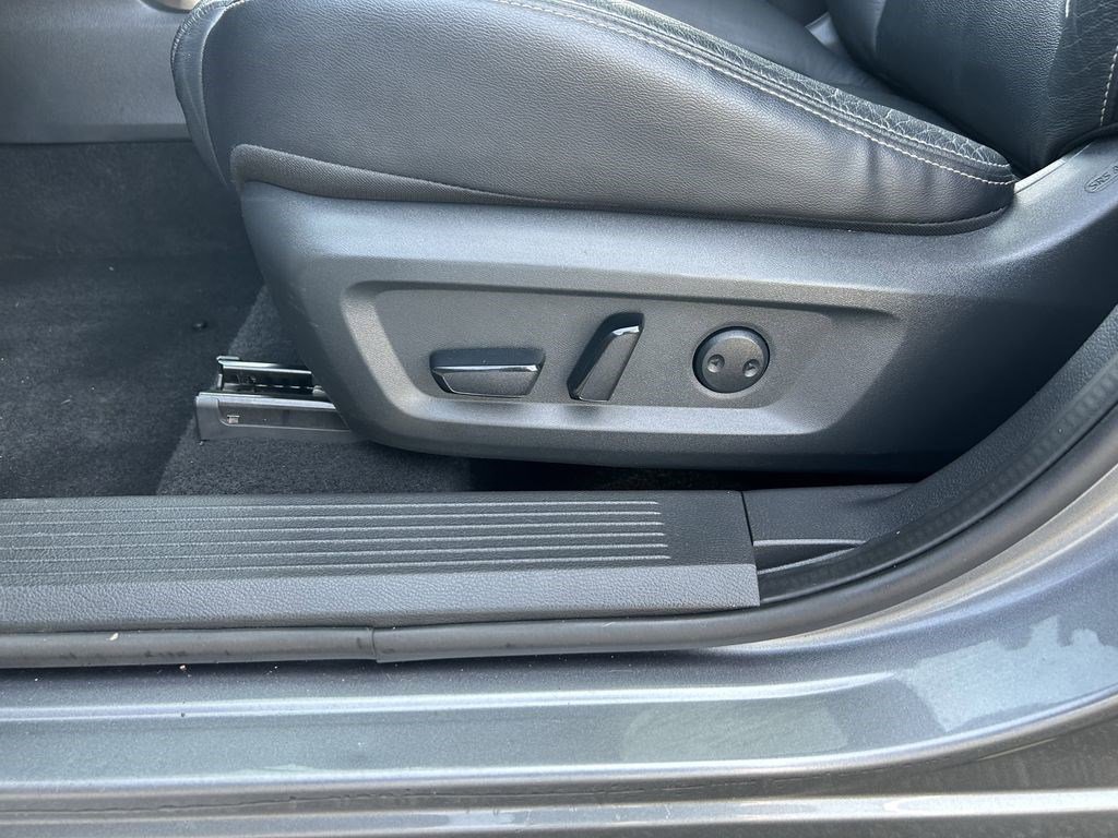 Used 2021 Nissan Rogue SL AWD/4WD image 21