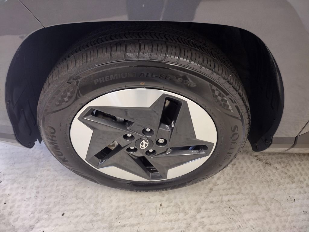 Certified 2024 Hyundai Kona SEL FWD image 6
