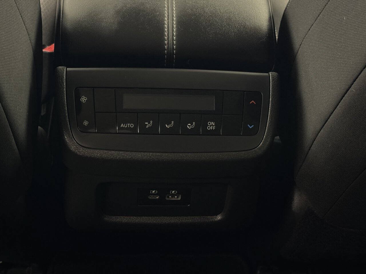Used 2022 Nissan Pathfinder S AWD/4WD image 27
