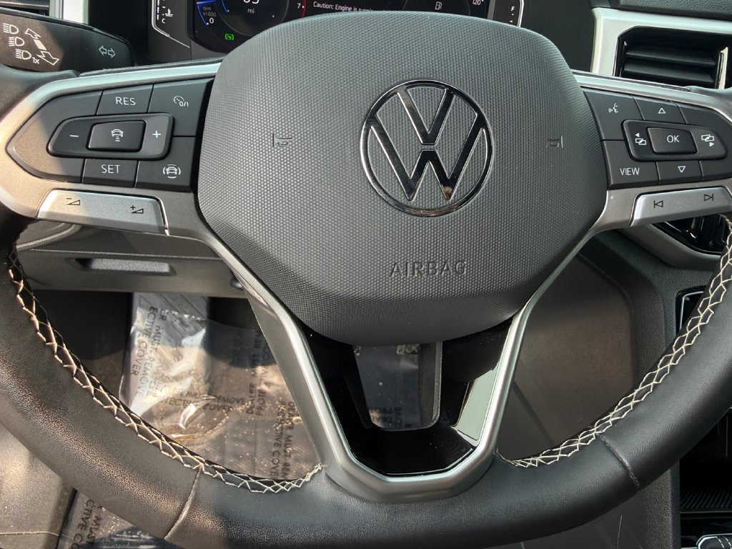 Used 2023 Volkswagen Atlas Cross Sport SE AWD/4WD image 19