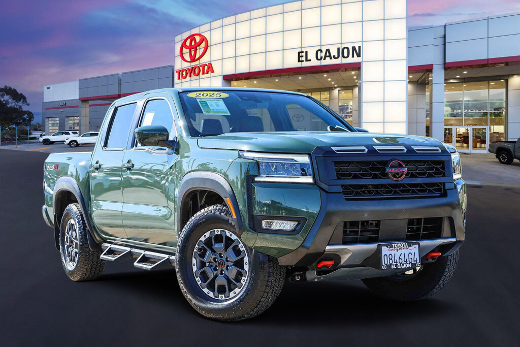 Used 2025 Nissan Frontier PRO-4X w/ Pro Premium Package image 1