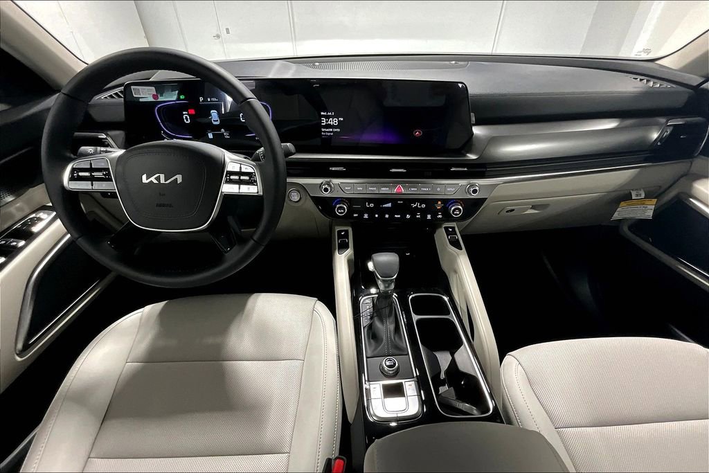 New 2025 Kia Telluride S image 9
