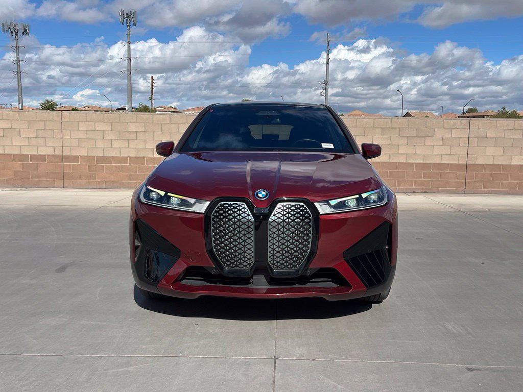 Used 2024 BMW iX xDrive50 w/ Sport Package AWD/4WD image 2