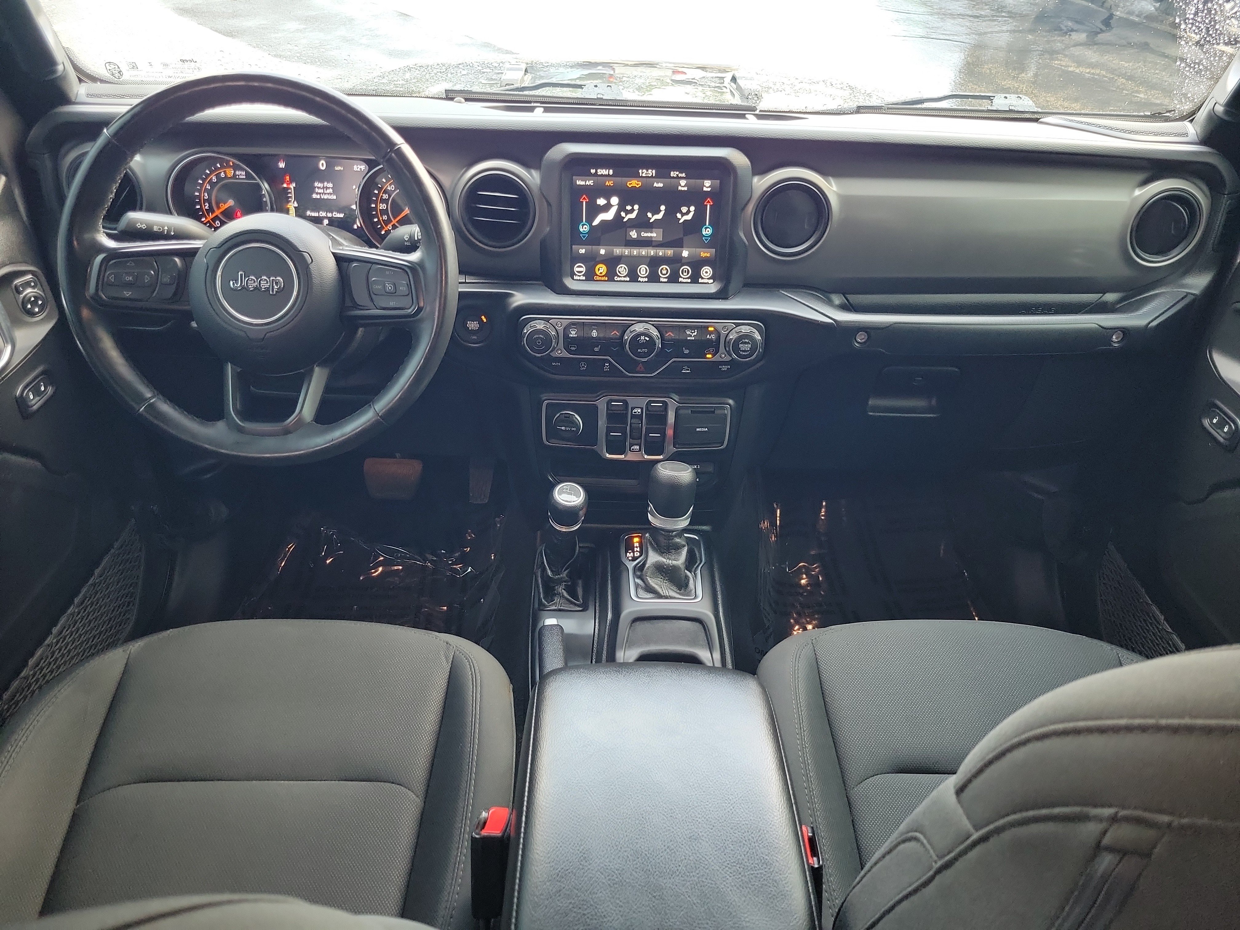 Used 2022 Jeep Gladiator Sport AWD/4WD image 12