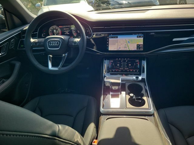 New 2027 Audi Q8 Premium Plus AWD/4WD image 3