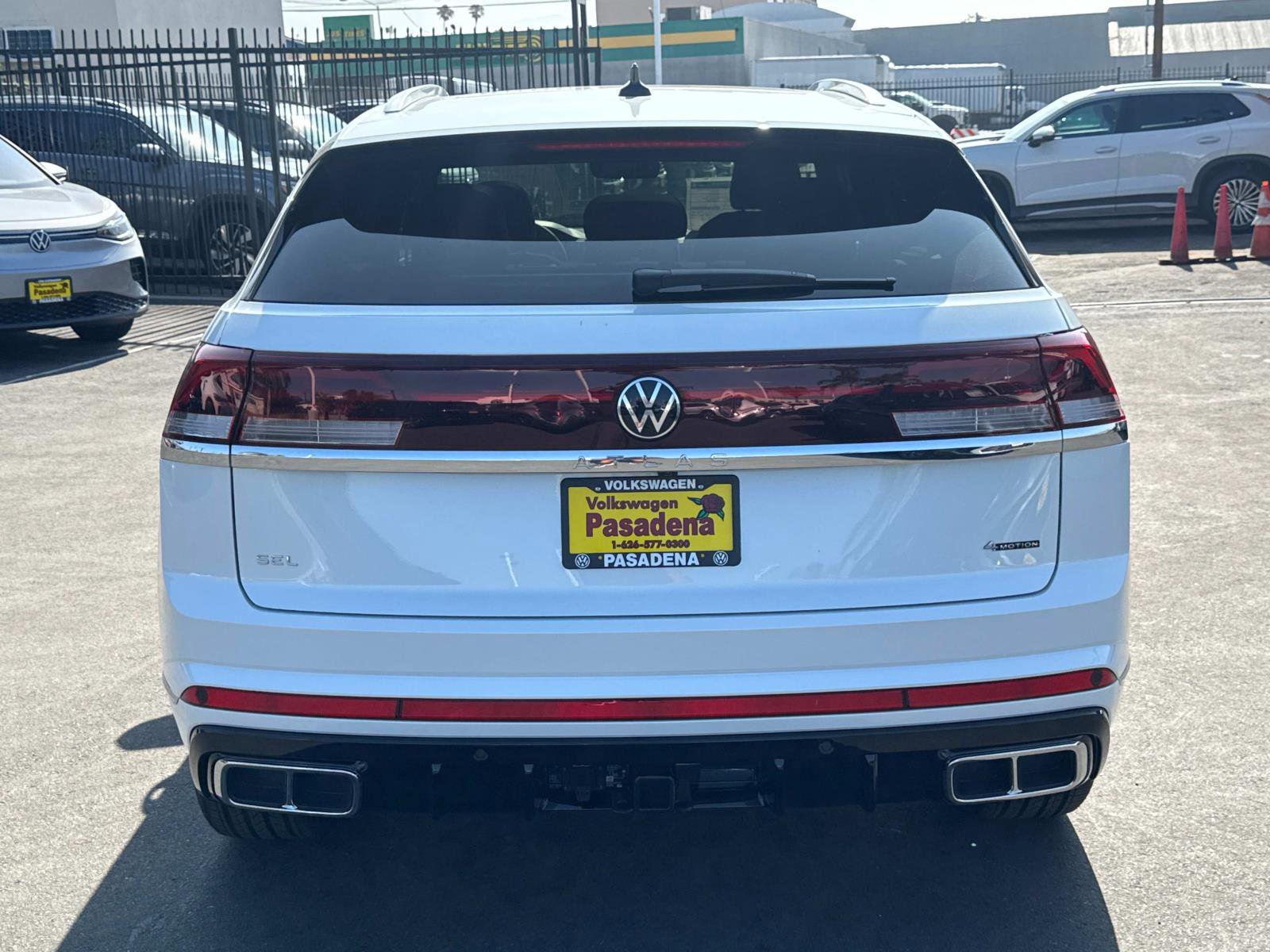 New 2025 Volkswagen Atlas Cross Sport SEL Premium R-Line image 5