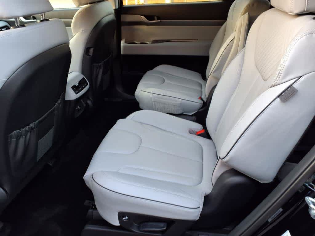 Certified 2025 Hyundai Palisade SEL FWD image 22
