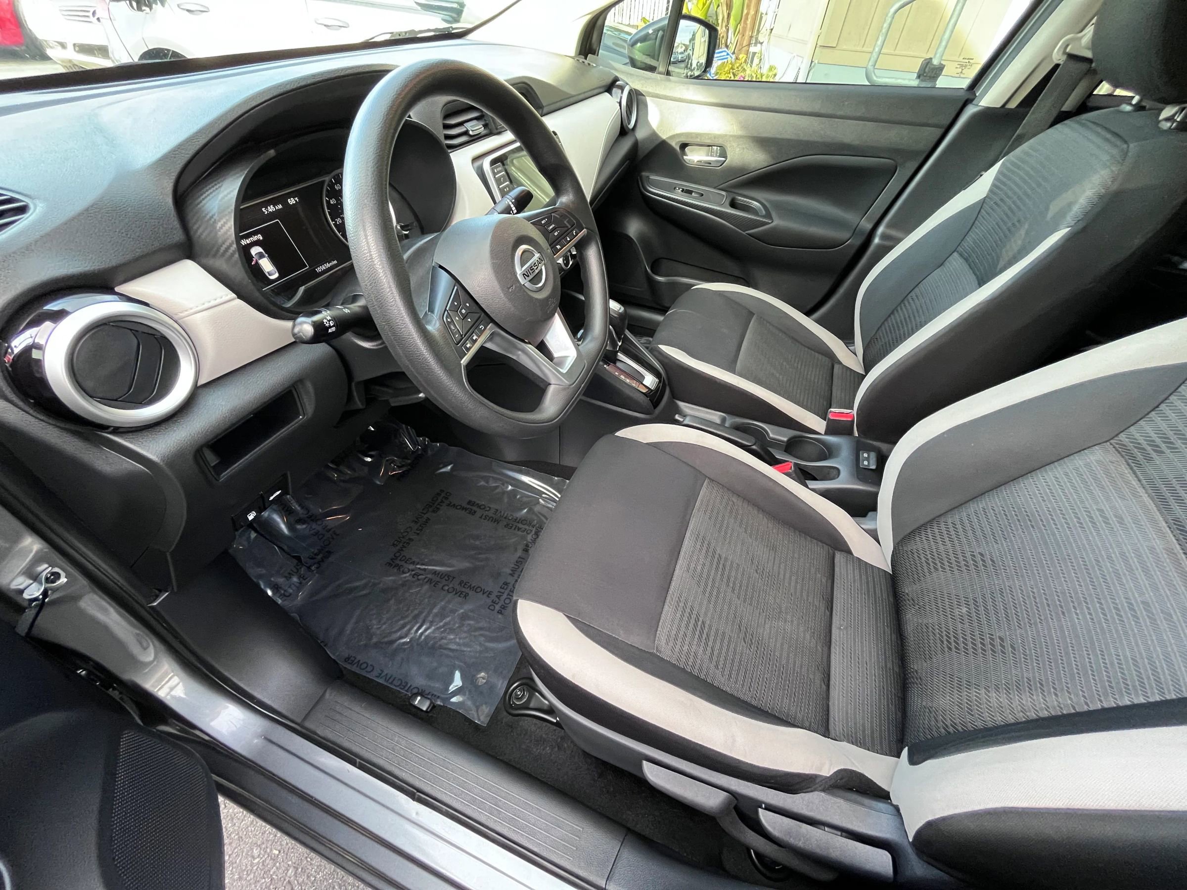 Used 2021 Nissan Versa SV image 10