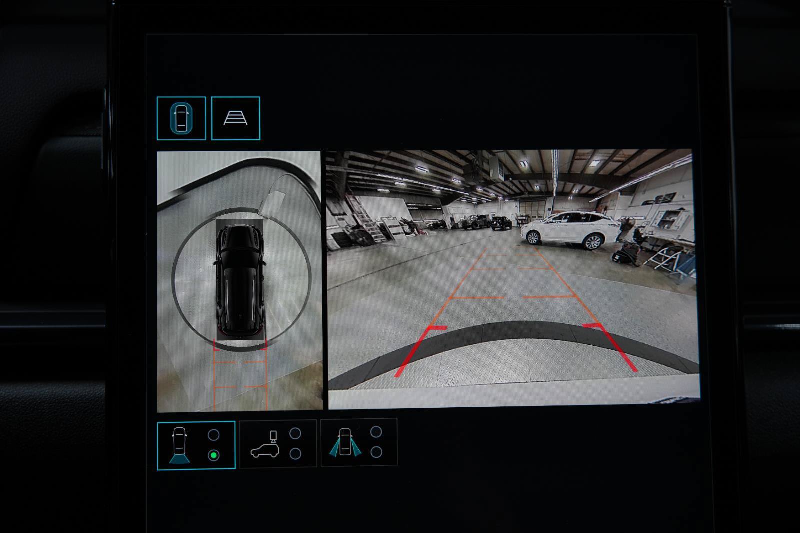 New 2026 GMC Terrain AT4 w/ Convenience Package III AWD/4WD image 38