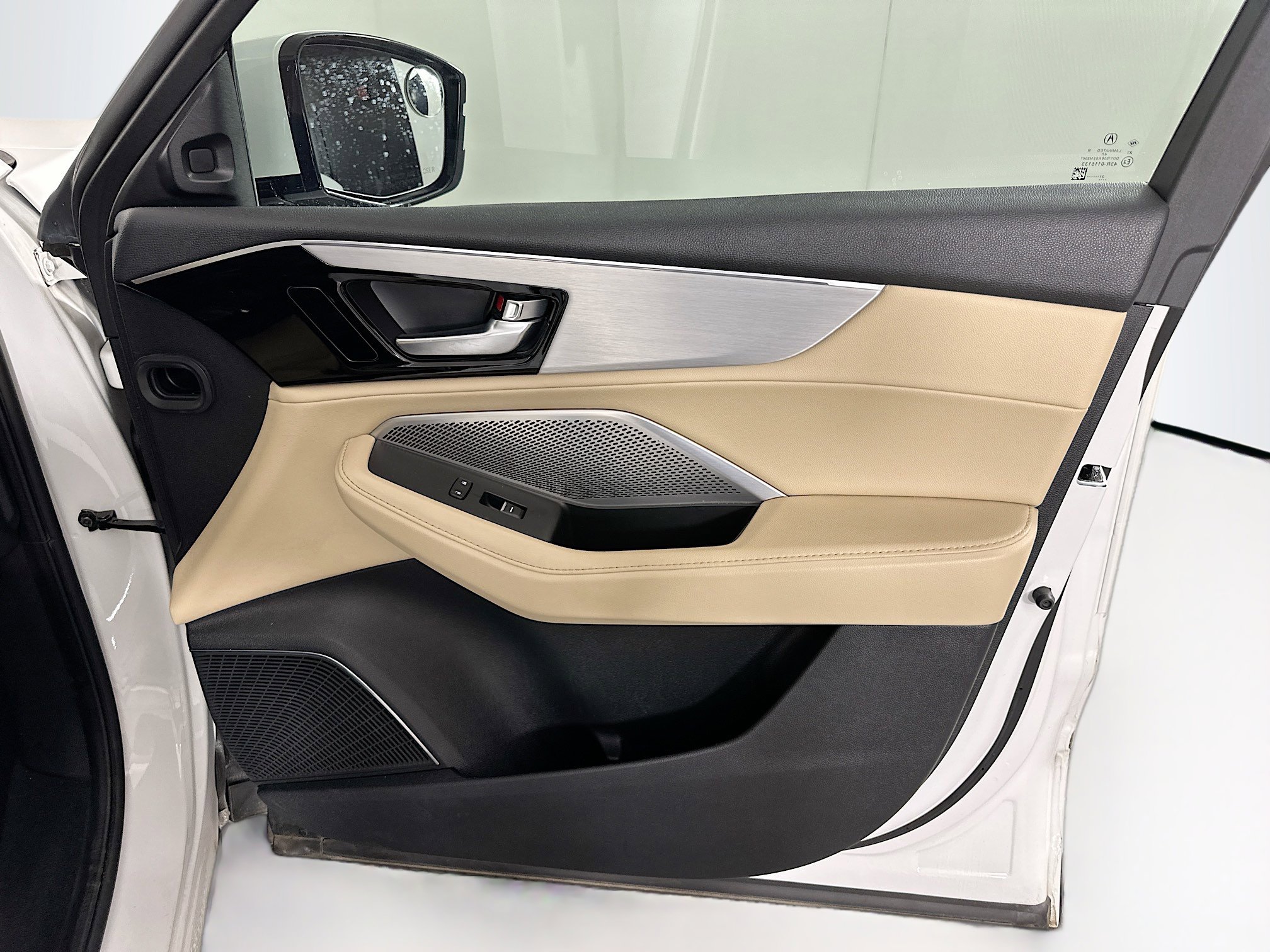 Used 2022 Acura MDX FWD image 31