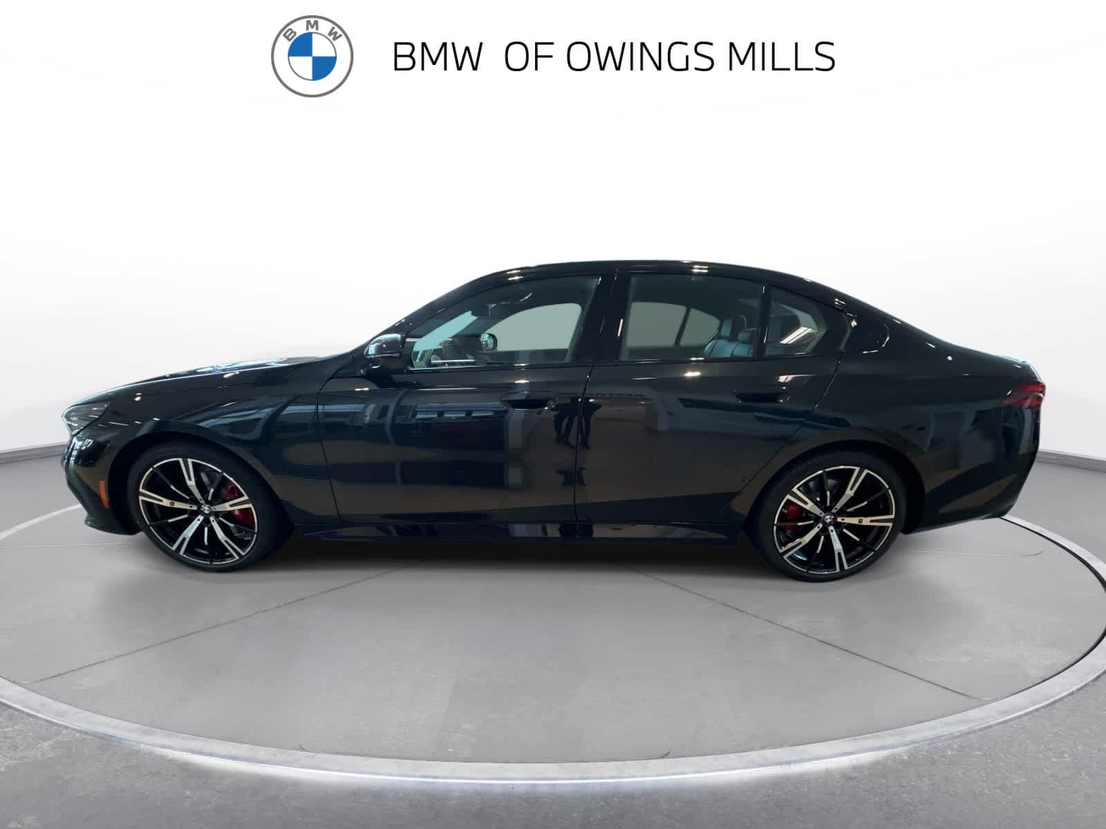 New 2026 BMW 530i xDrive w/ M Sport Package AWD/4WD image 5