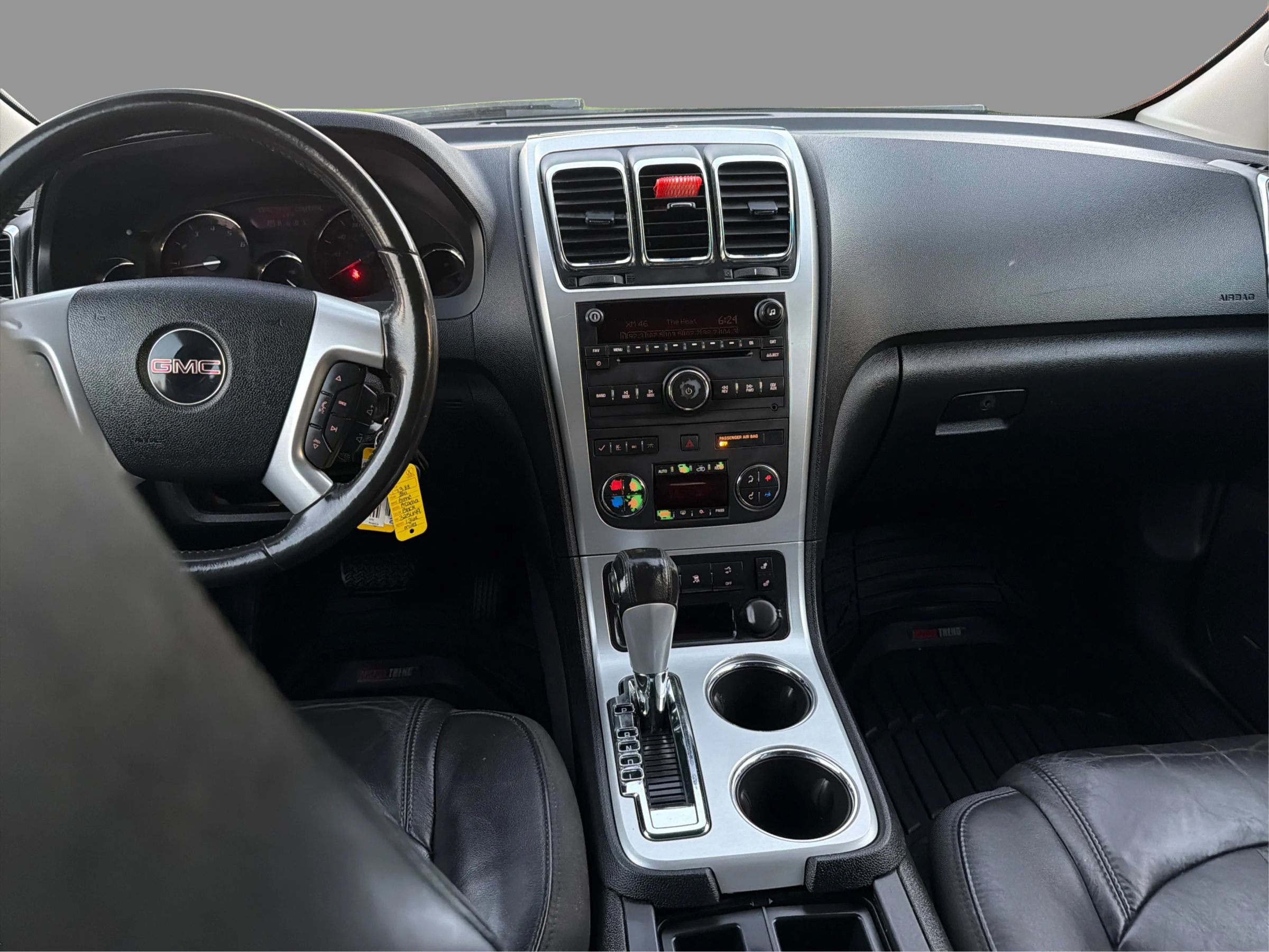 Used 2011 GMC Acadia SLT FWD image 29