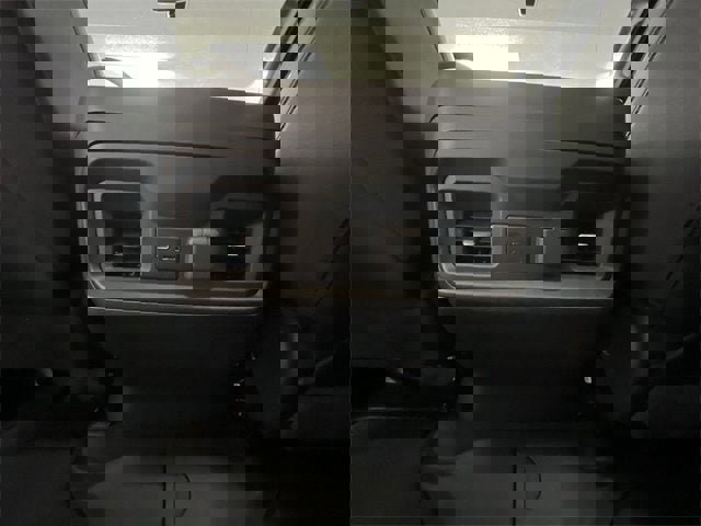 Used 2022 Chevrolet Silverado 1500 LT Trail Boss w/ LT Trail Boss Premium Package image 21