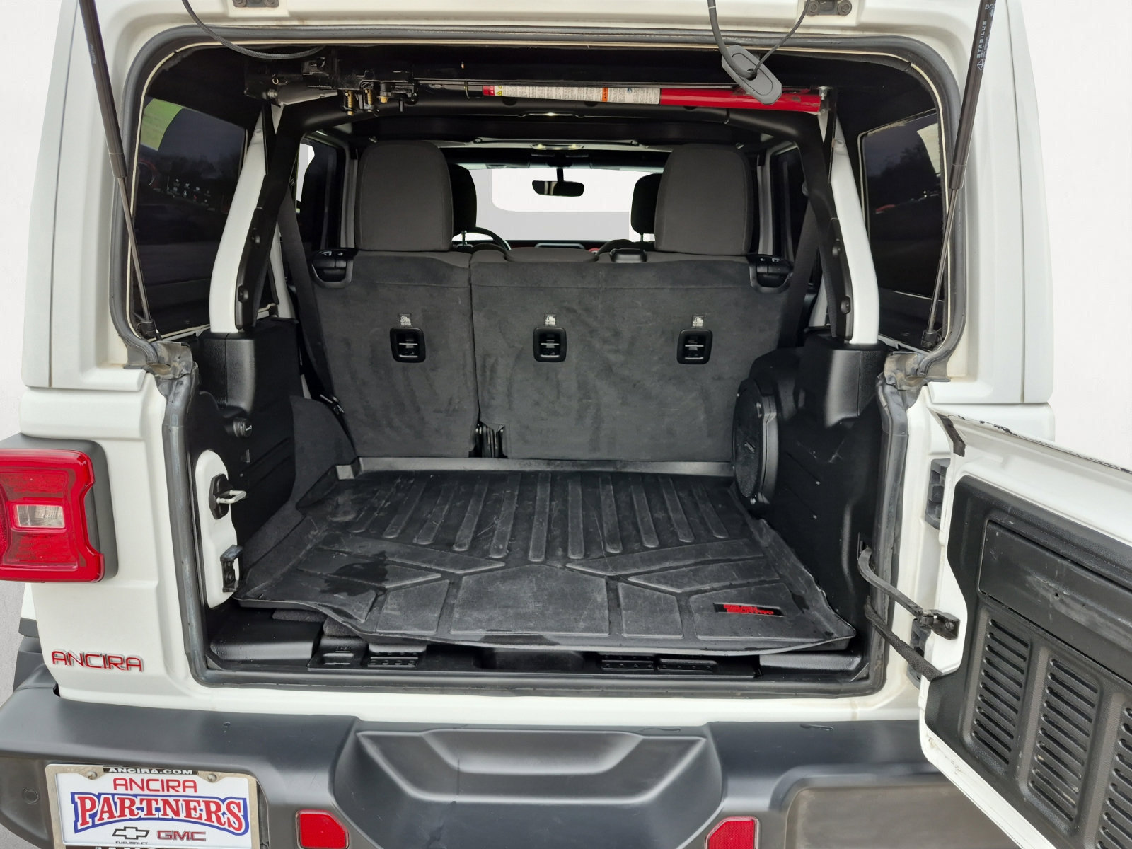 Used 2020 Jeep Wrangler Unlimited Rubicon image 12