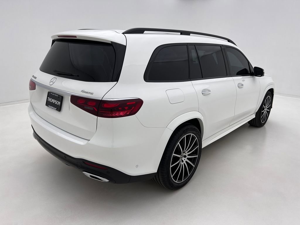 Used 2025 Mercedes-Benz GLS 450 4MATIC image 11