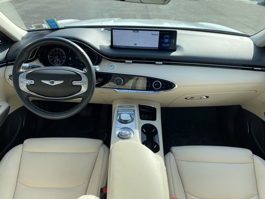 Used 2024 Genesis GV70 2.5T w/ Select Package image 6