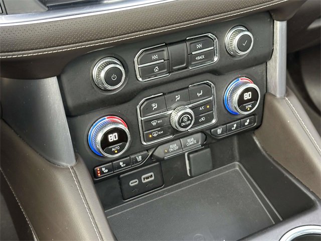 Used 2023 GMC Yukon XL SLT image 36