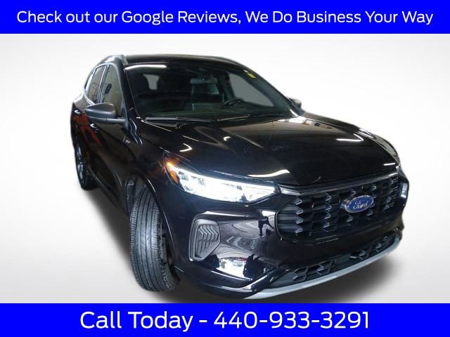 Certified 2023 Ford Escape ST-Line w/ Tech Pack #1 image 13