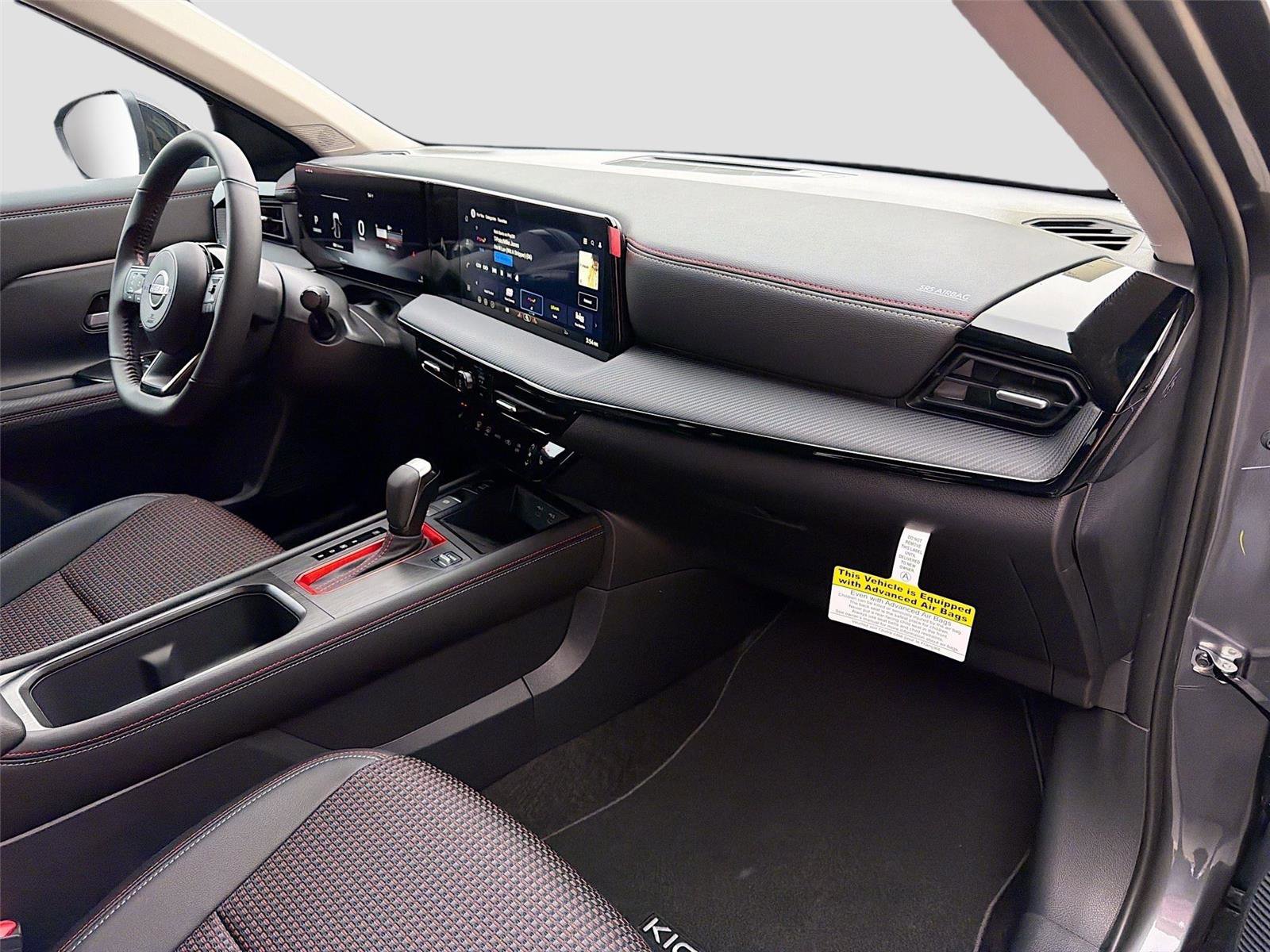 New 2026 Nissan Kicks SR w/ Cold Weather Package image 28