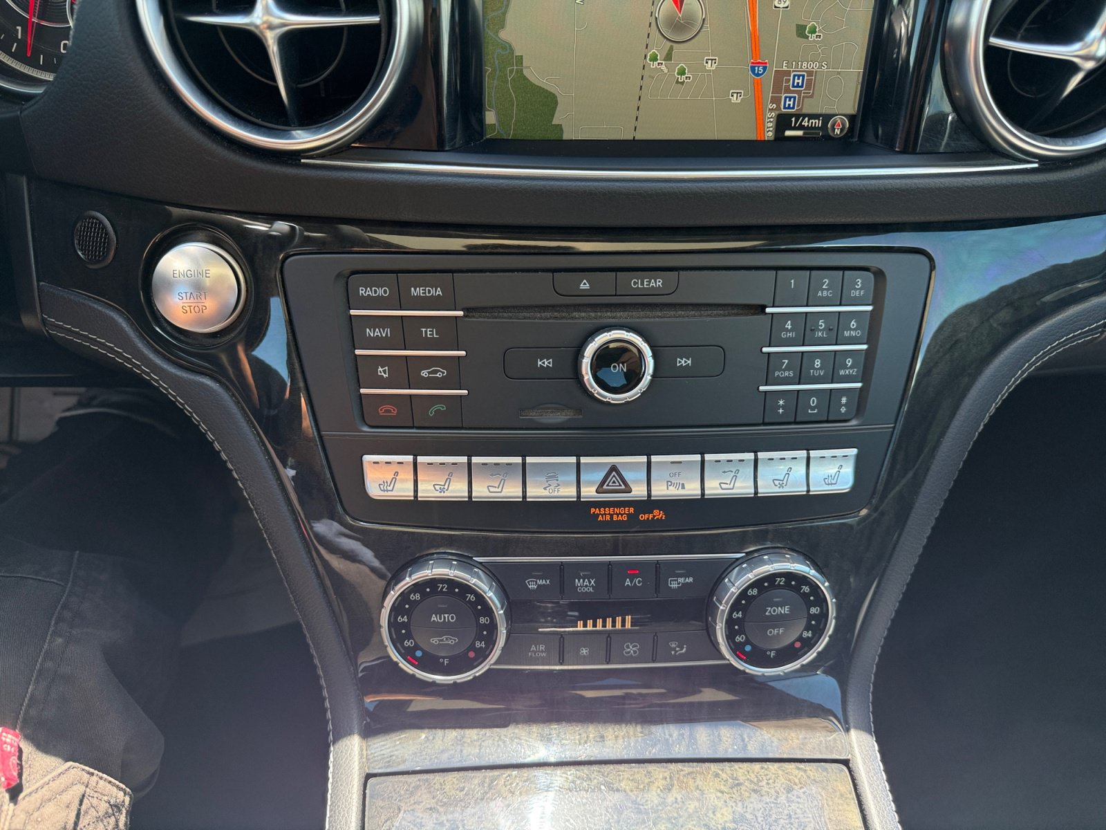 Certified 2018 Mercedes-Benz SL 550 image 31