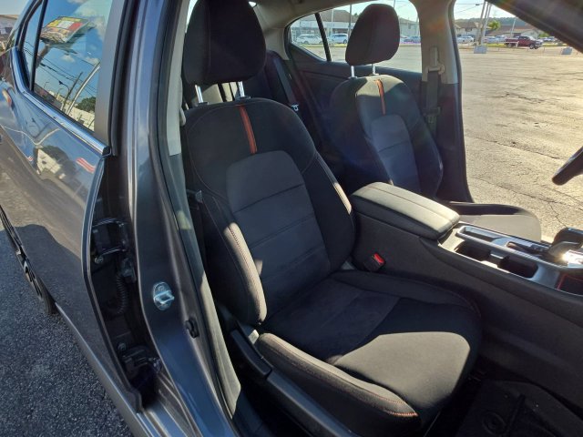 Used 2024 Nissan Sentra SR FWD image 23